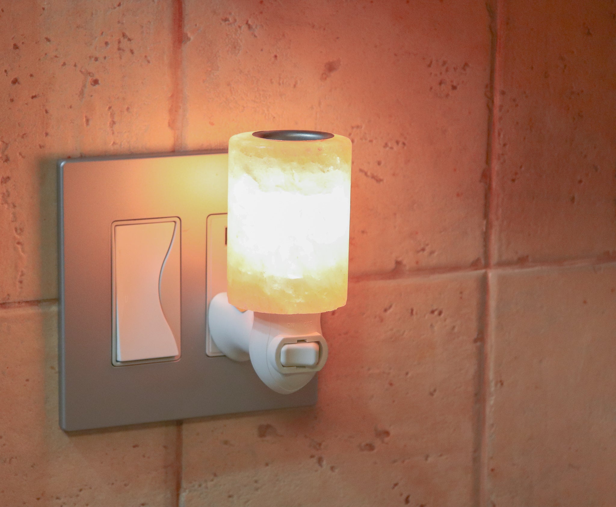 Cylinder Aromatherapy Pink Salt Night Light