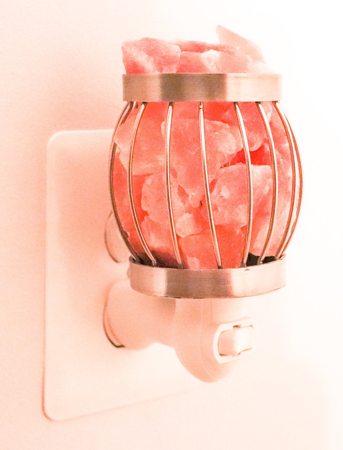 Stainless Steel Basket w/ Pink Salt Rocks Night Light