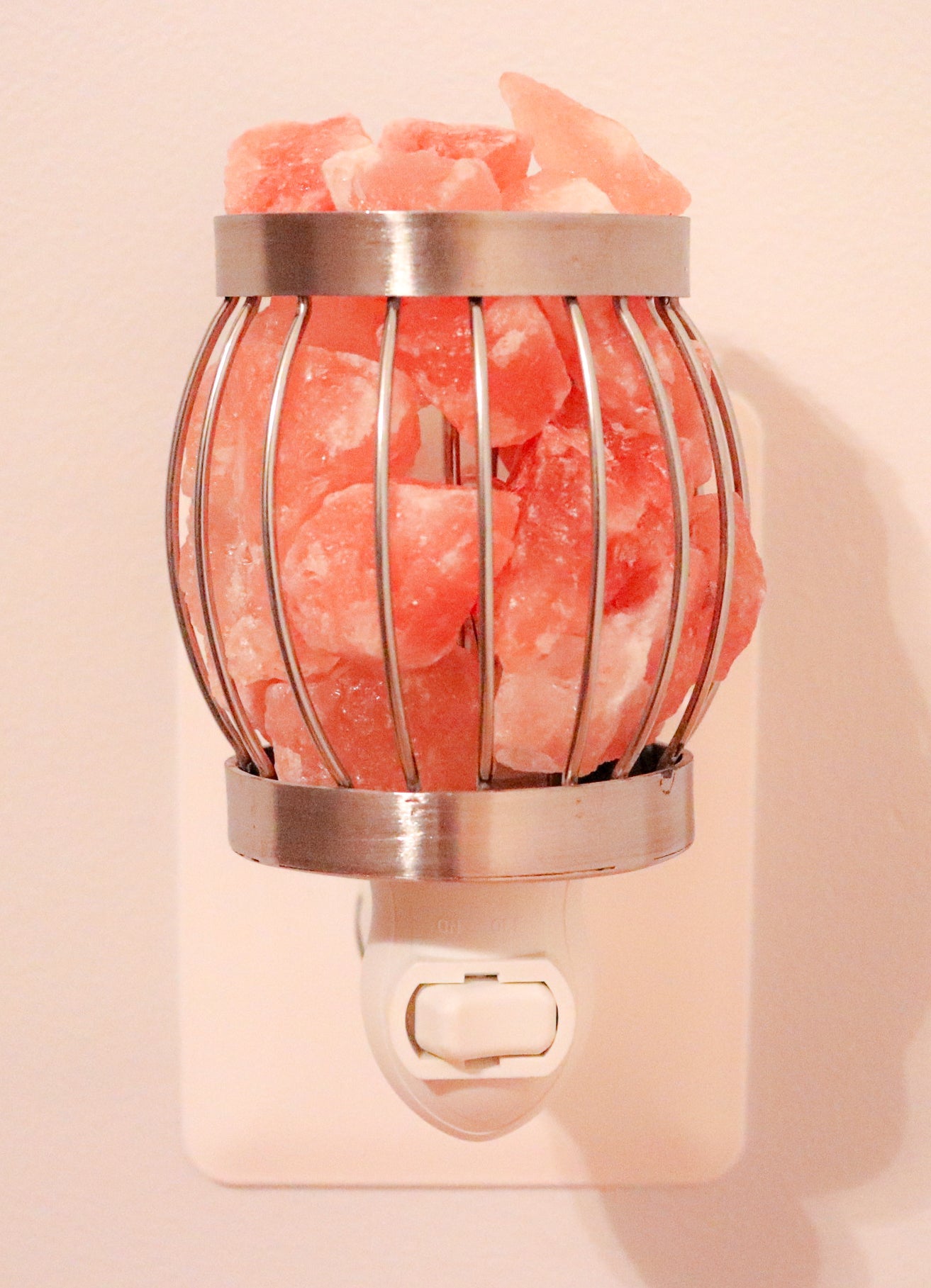 Stainless Steel Basket w/ Pink Salt Rocks Night Light