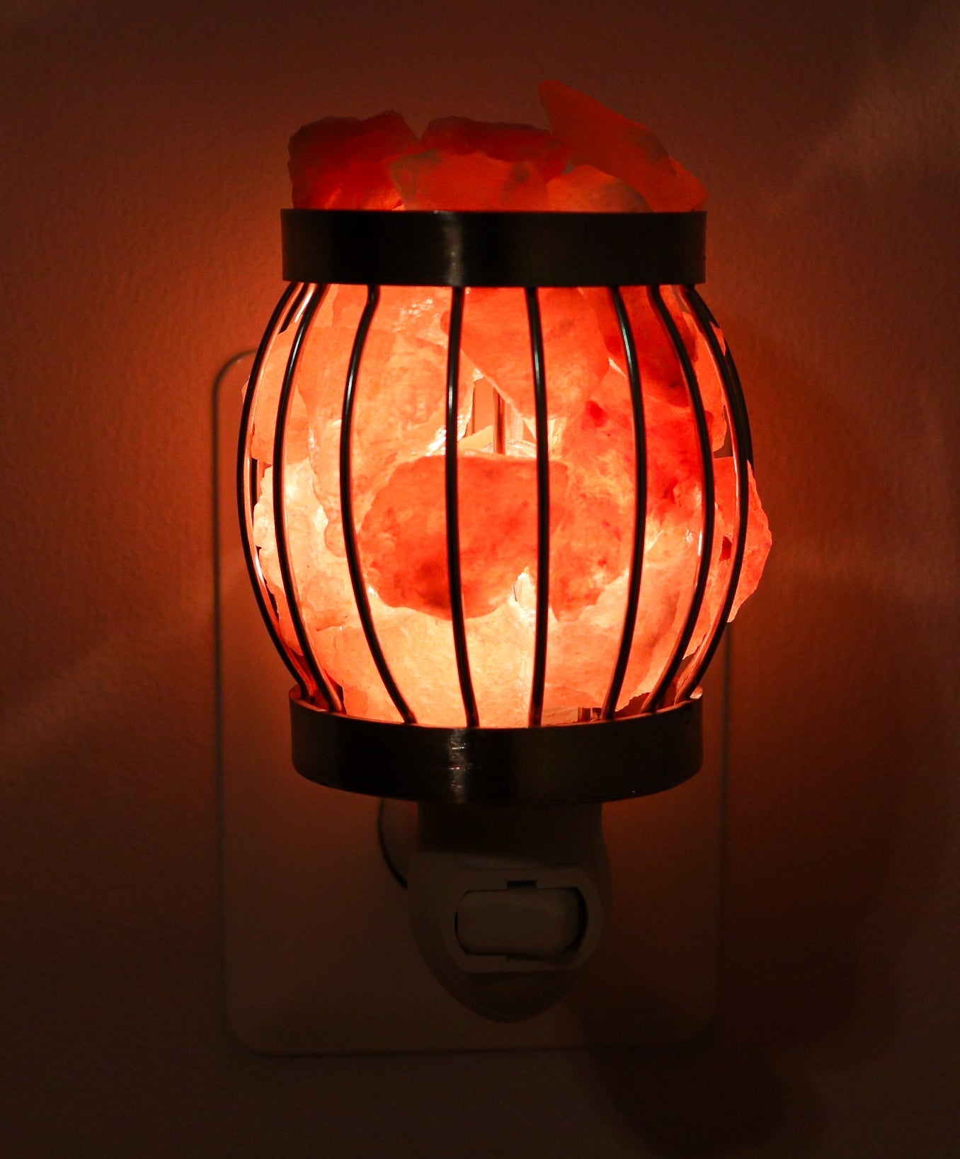 Stainless Steel Basket w/ Pink Salt Rocks Night Light